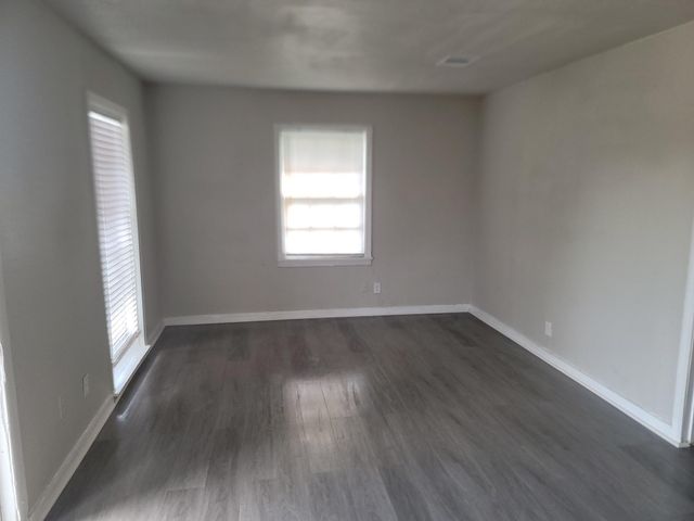 5322 Pershing Street, Houston, TX 77033