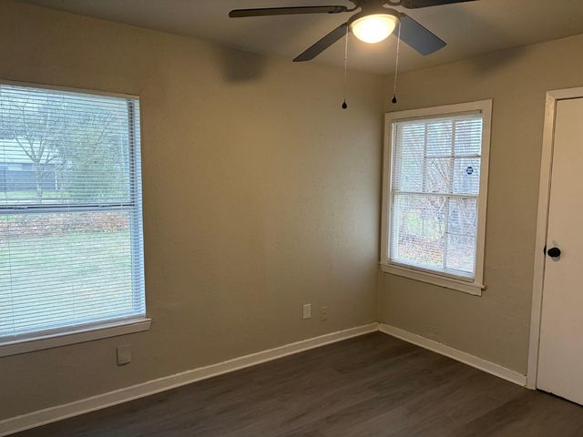 5322 Pershing Street, Houston, TX 77033