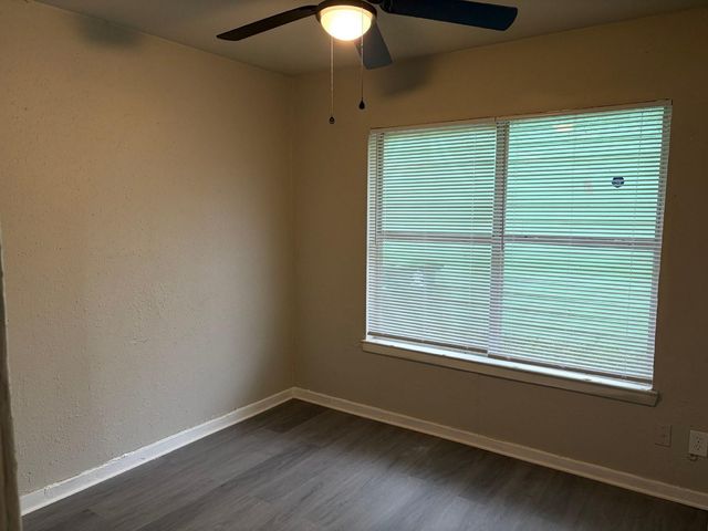 5322 Pershing Street, Houston, TX 77033