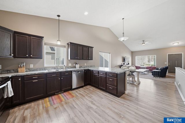 8223 Ryley Lane, Lincoln, NE 68512