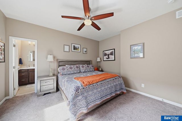 8223 Ryley Lane, Lincoln, NE 68512