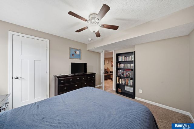 8223 Ryley Lane, Lincoln, NE 68512