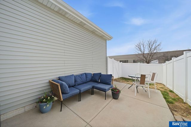 8223 Ryley Lane, Lincoln, NE 68512