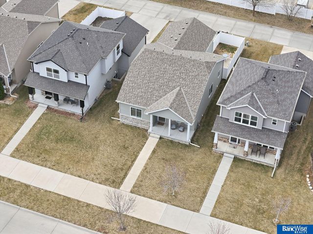 8223 Ryley Lane, Lincoln, NE 68512