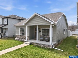 8223 Ryley Lane, Lincoln, NE 68512