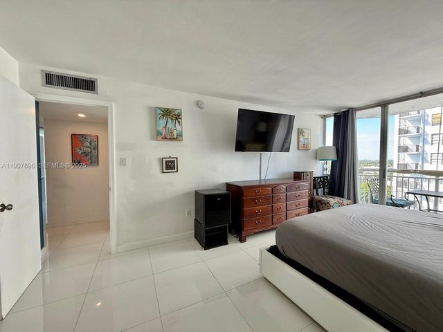 18051 Biscayne Boulevard 1604, Aventura, FL 33160
