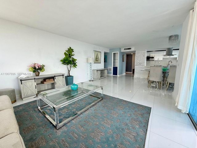 18051 Biscayne Boulevard 1604, Aventura, FL 33160
