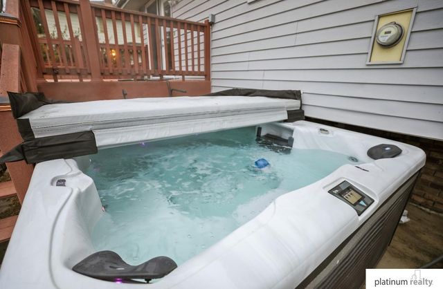 1028 S 217th Avenue, Omaha, NE 68022