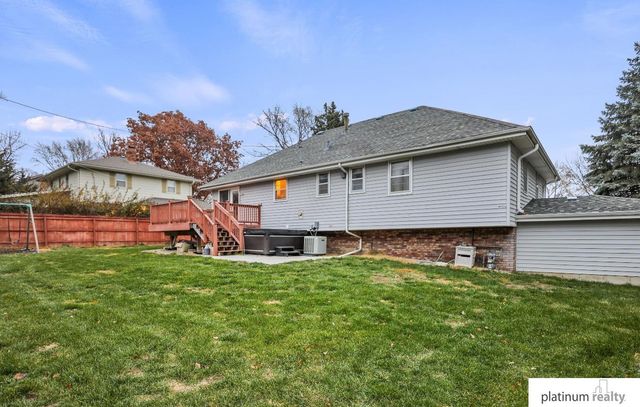 1028 S 217th Avenue, Omaha, NE 68022