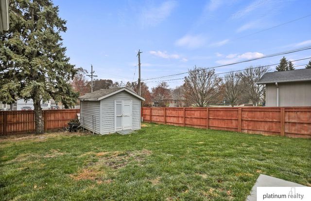 1028 S 217th Avenue, Omaha, NE 68022