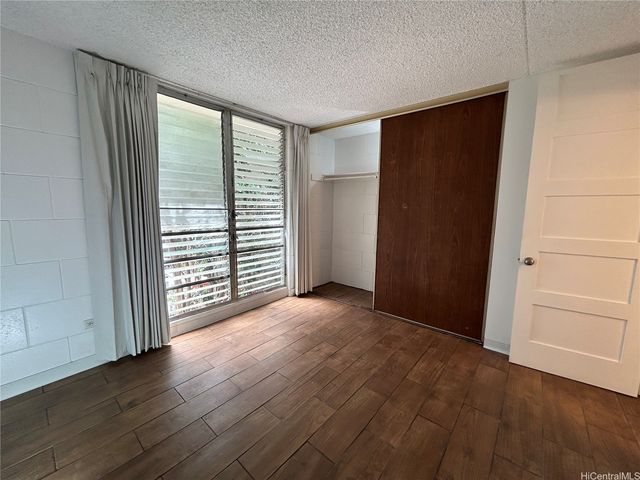 2847 Waialae Avenue 409, Honolulu, HI 96826