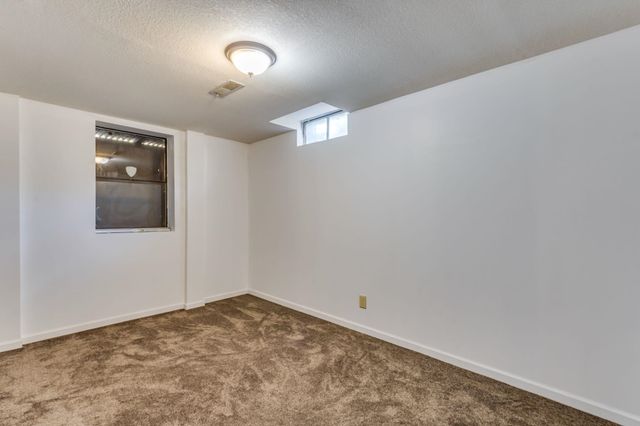 1034 S Dalton Dr, Wichita, KS 67207