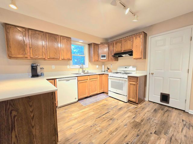 788 S 200 W, Hebron, IN 46341