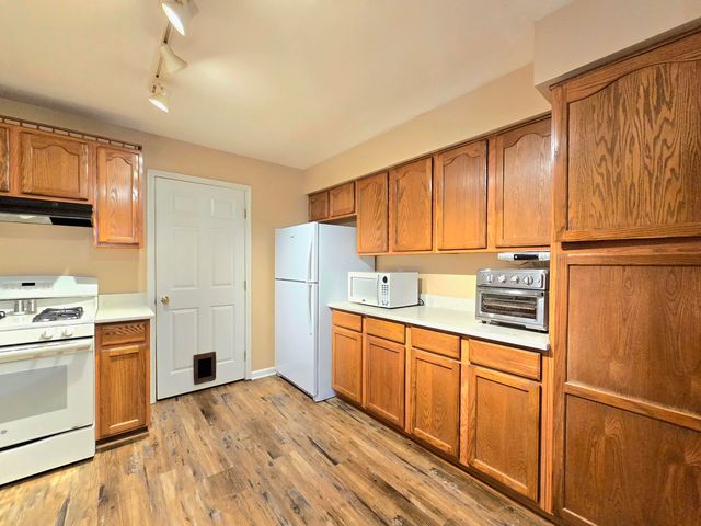 788 S 200 W, Hebron, IN 46341