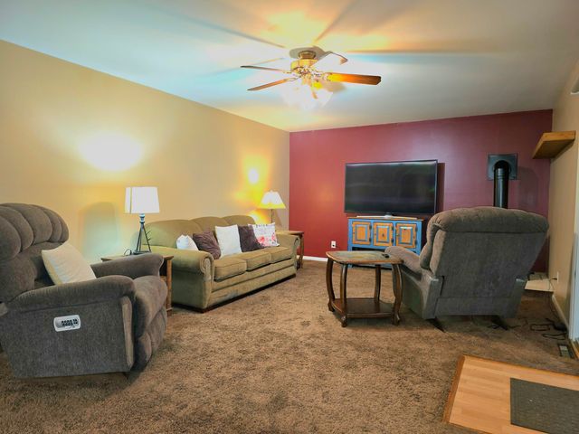 788 S 200 W, Hebron, IN 46341