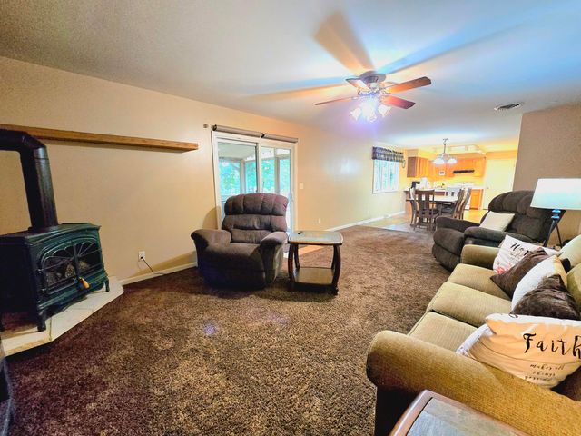 788 S 200 W, Hebron, IN 46341