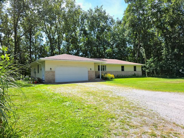 788 S 200 W, Hebron, IN 46341