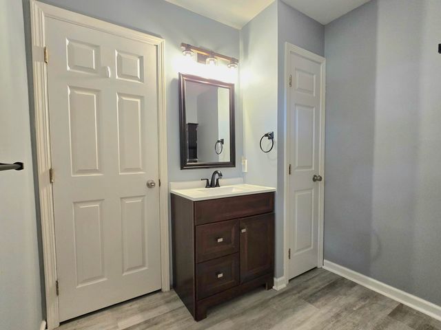 788 S 200 W, Hebron, IN 46341