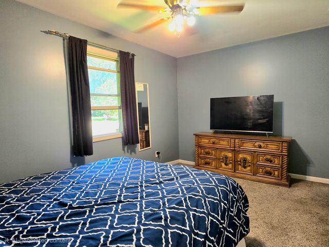 788 S 200 W, Hebron, IN 46341