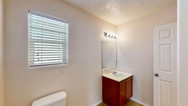 2946 Payton Trail SW, Albuquerque, NM 87121