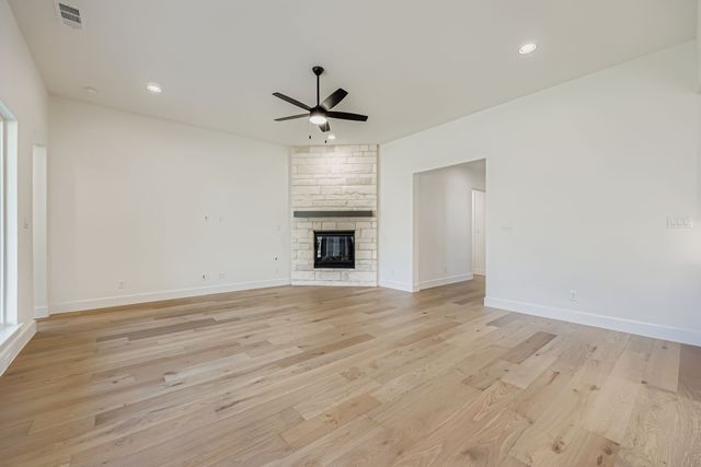 1805 Flowerfield Lane, Mansfield, TX 76063