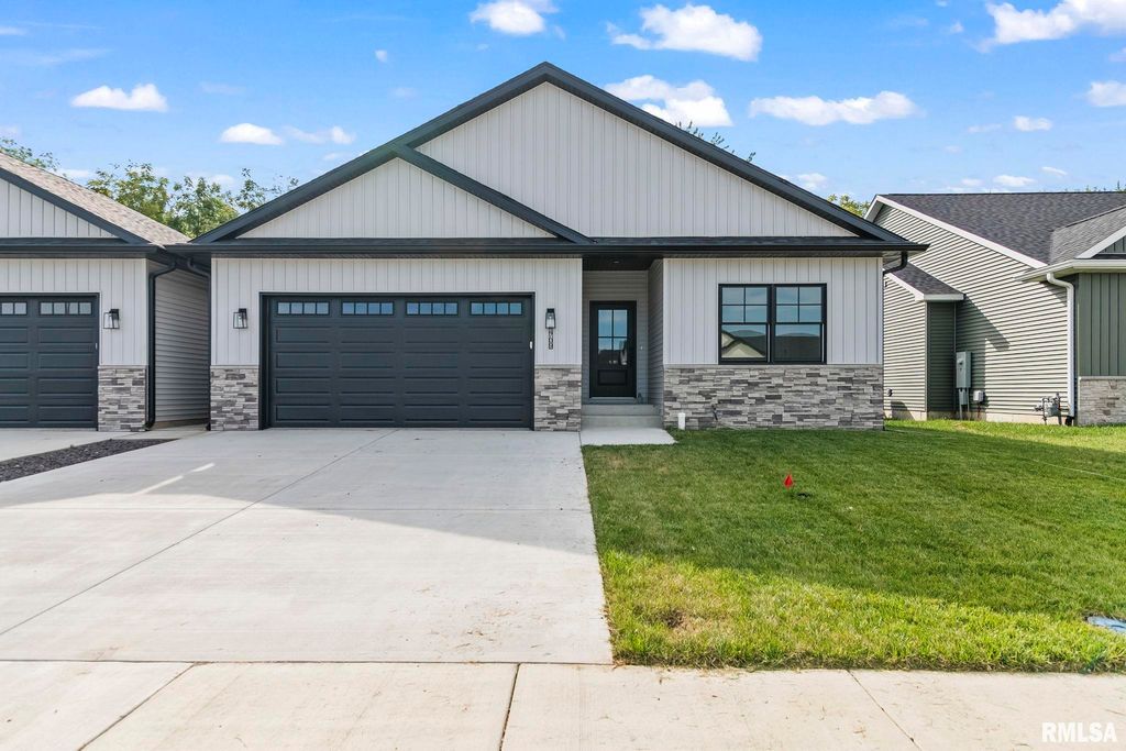 1709 Ambleside Drive, Springfield, IL 62711