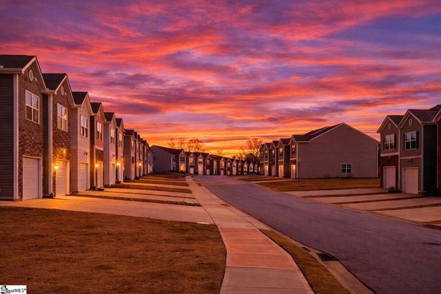 120 Sunriff Court, Greer, SC 29651