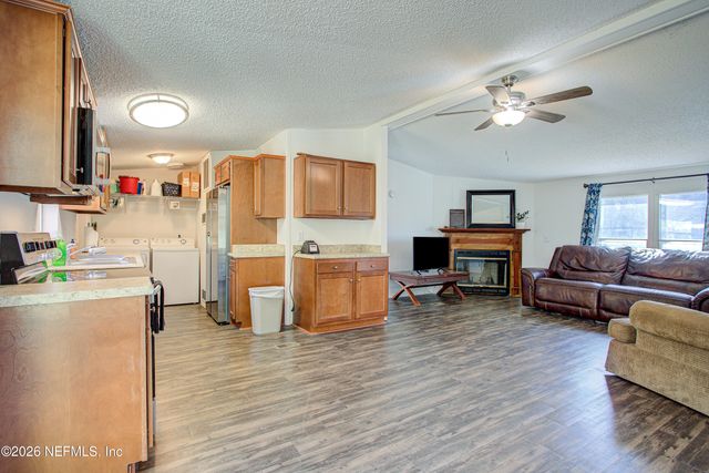 1690 FREEDOM Drive, Middleburg, FL 32068