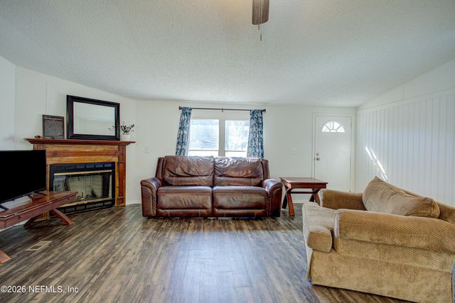 1690 FREEDOM Drive, Middleburg, FL 32068