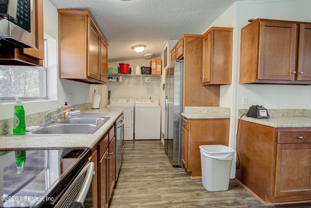 1690 FREEDOM Drive, Middleburg, FL 32068