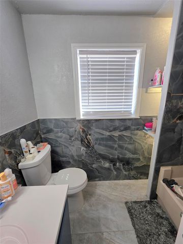 805 Sissom RD, Killeen, TX 76541