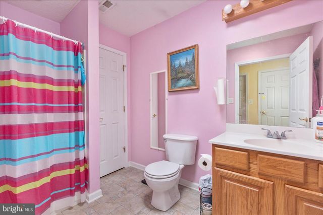 205 CLYDE BORUM RD, Inwood, WV 25428