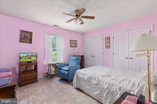 205 CLYDE BORUM RD, Inwood, WV 25428