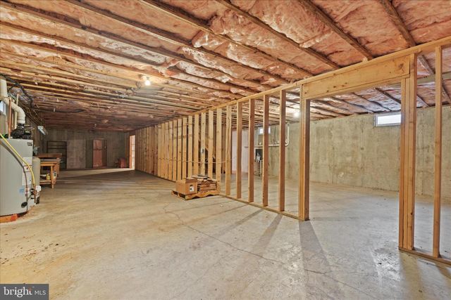 205 CLYDE BORUM RD, Inwood, WV 25428