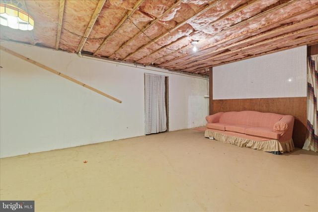 205 CLYDE BORUM RD, Inwood, WV 25428