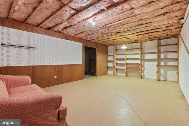 205 CLYDE BORUM RD, Inwood, WV 25428
