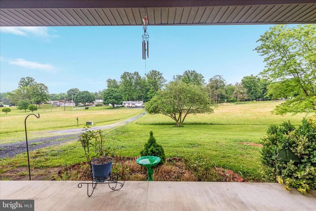 205 CLYDE BORUM RD, Inwood, WV 25428