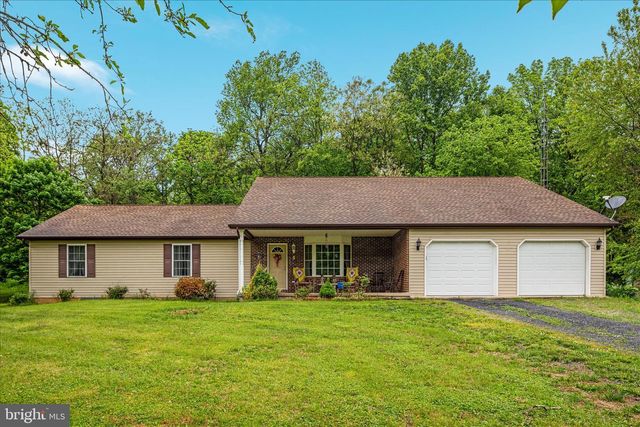 205 CLYDE BORUM RD, Inwood, WV 25428