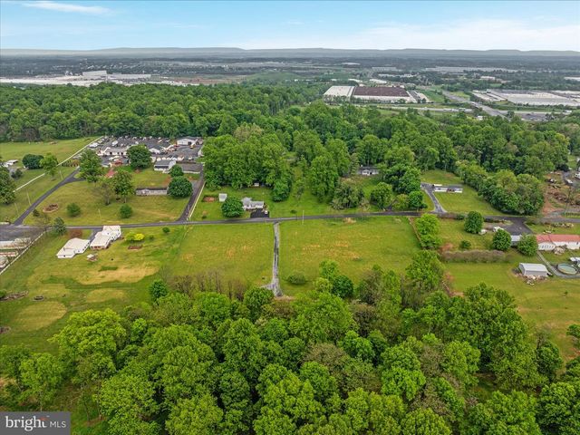 205 CLYDE BORUM RD, Inwood, WV 25428