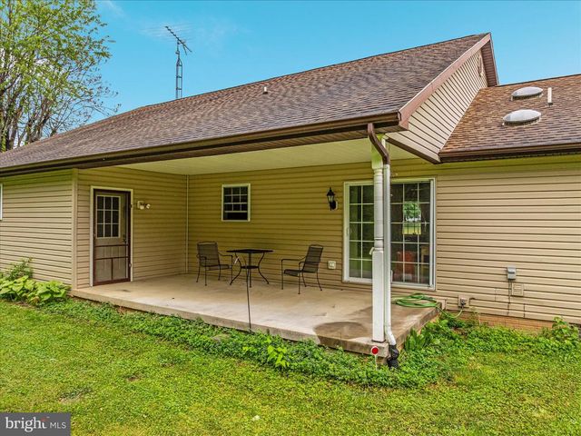 205 CLYDE BORUM RD, Inwood, WV 25428