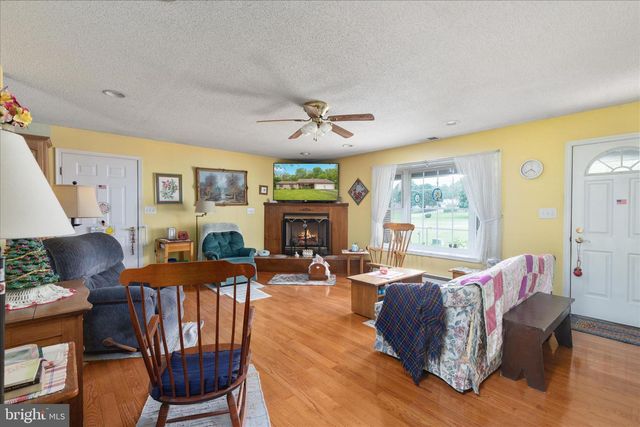 205 CLYDE BORUM RD, Inwood, WV 25428