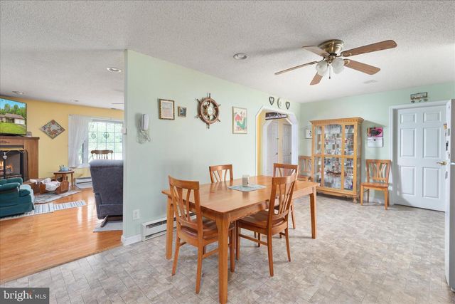 205 CLYDE BORUM RD, Inwood, WV 25428