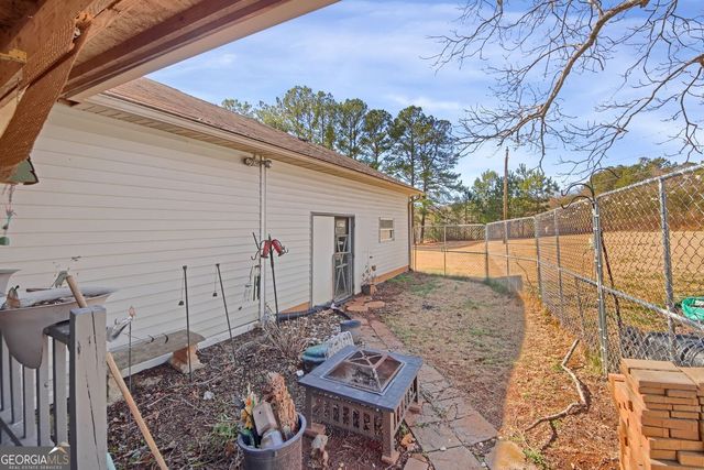 820 Ledbetter Road W, Villa Rica, GA 30180