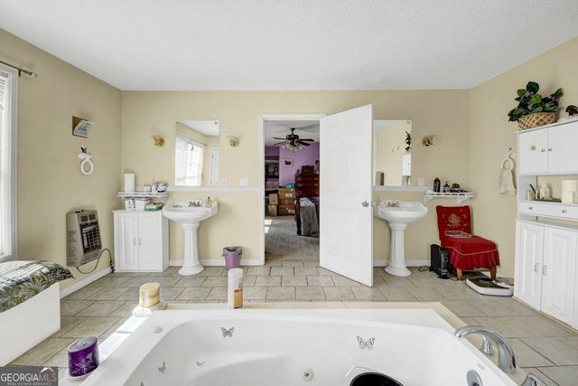 820 Ledbetter Road W, Villa Rica, GA 30180