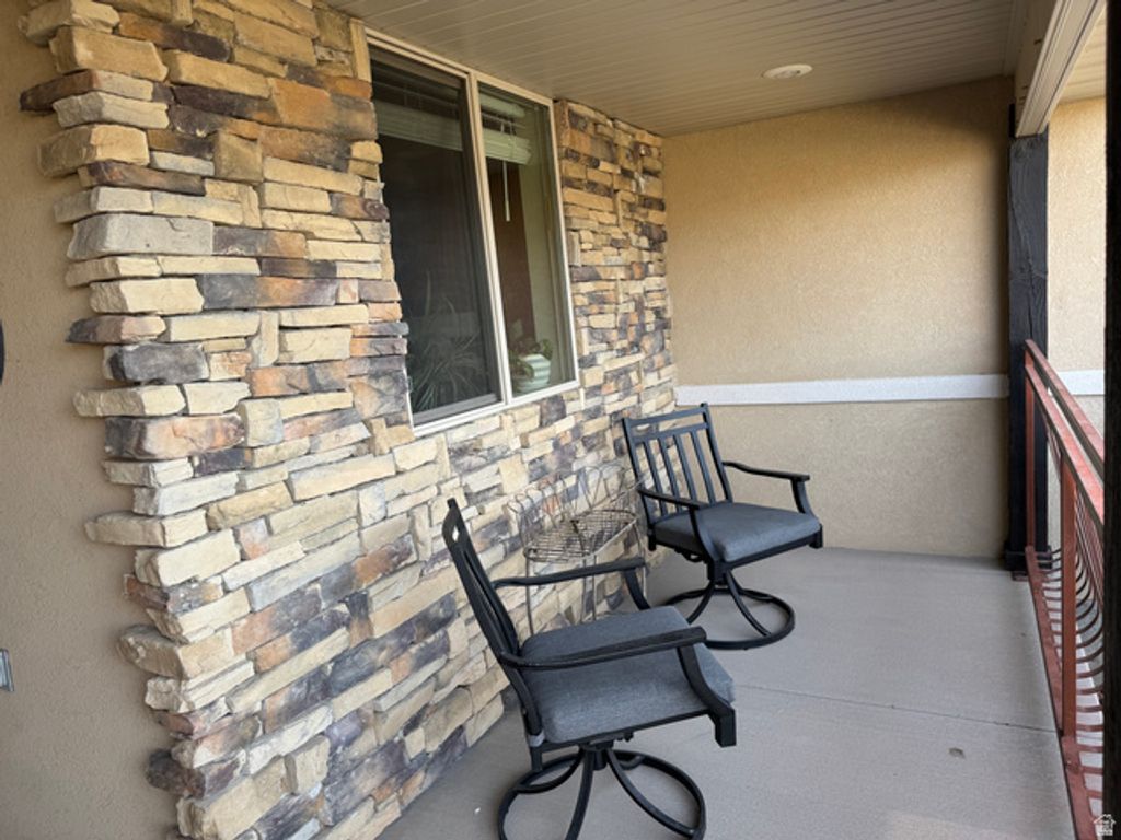 Image 6 of property listing at 691 S 530 E, Monroe, UT 84754