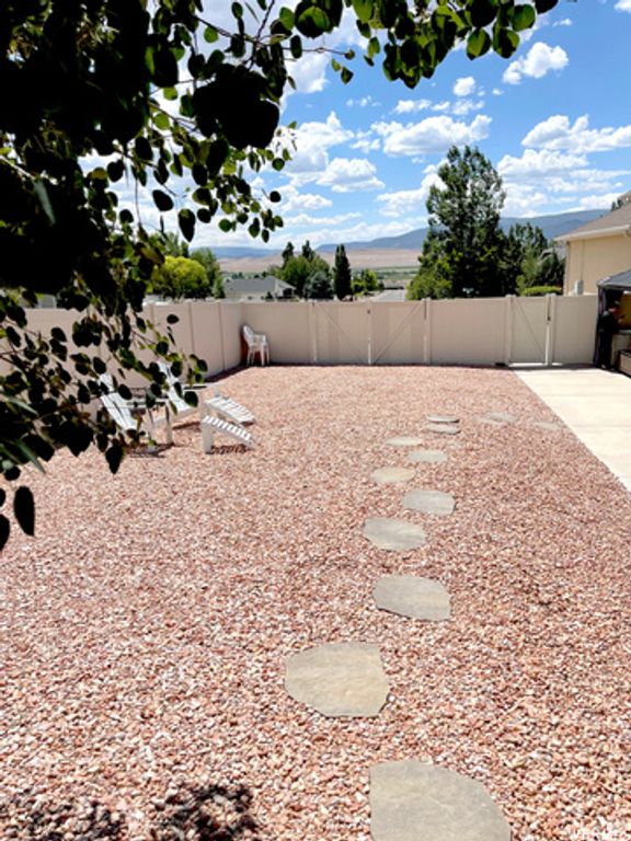Image 76 of property listing at 691 S 530 E, Monroe, UT 84754
