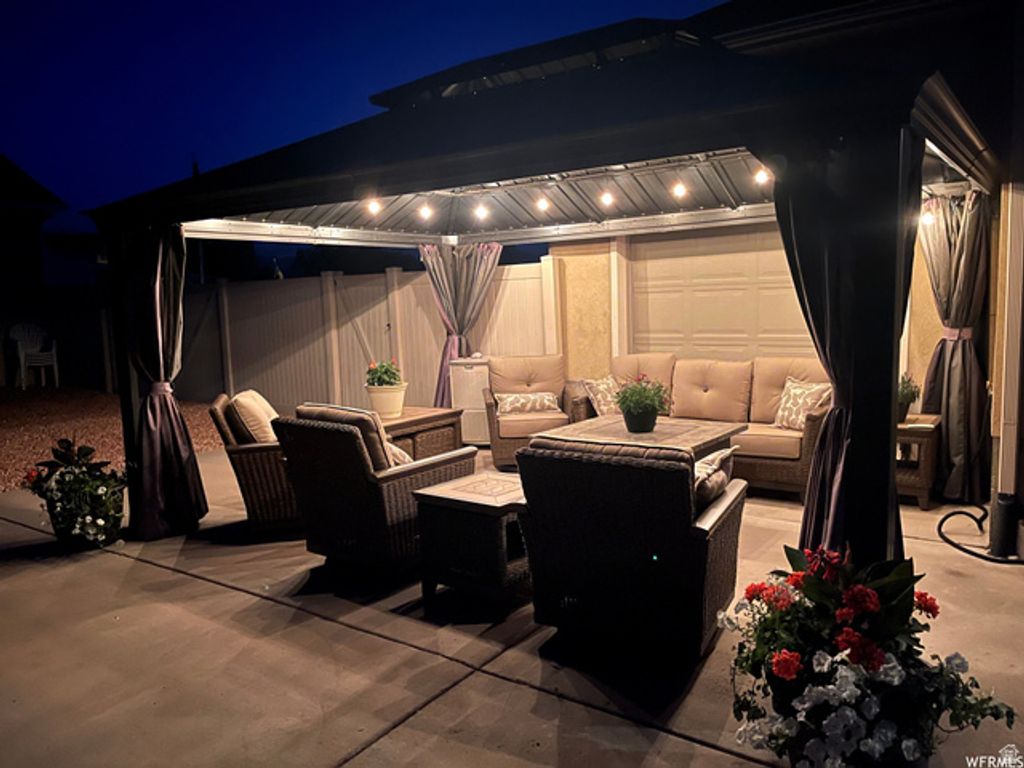 Image 81 of property listing at 691 S 530 E, Monroe, UT 84754