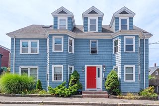 21 Mall St 2, Salem, MA 01970