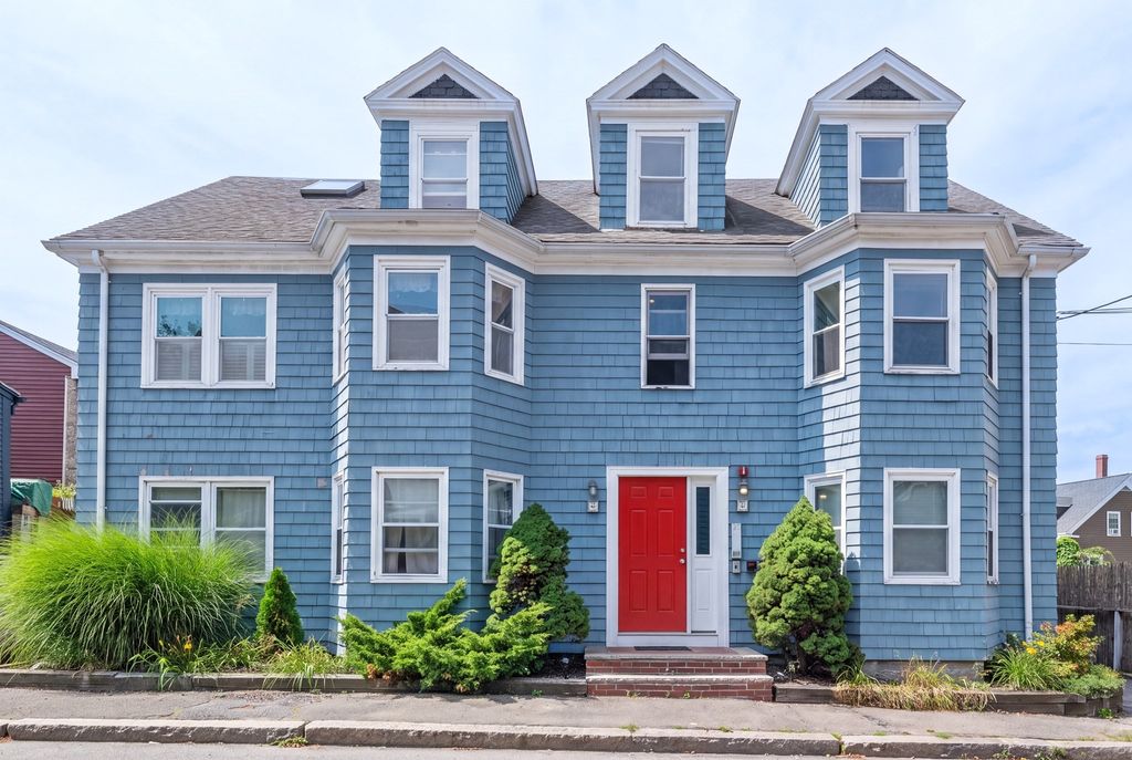 21 Mall St 2, Salem, MA 01970