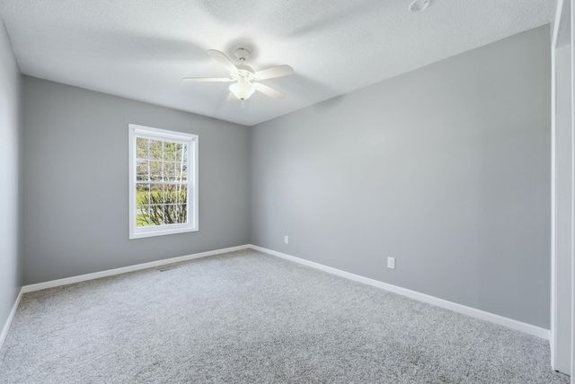 2438 S Woodland Trail, Warsaw, IN 46580